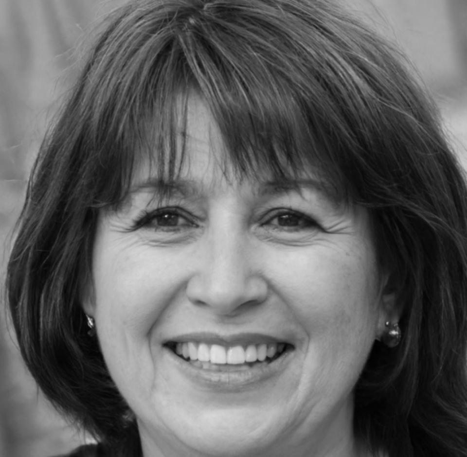 Satisfied client sharing their positive experience